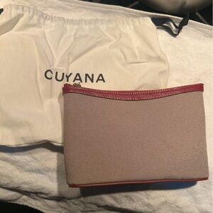 Cuyana Beige Canvas Cosmetic Pouch with Pink Trim